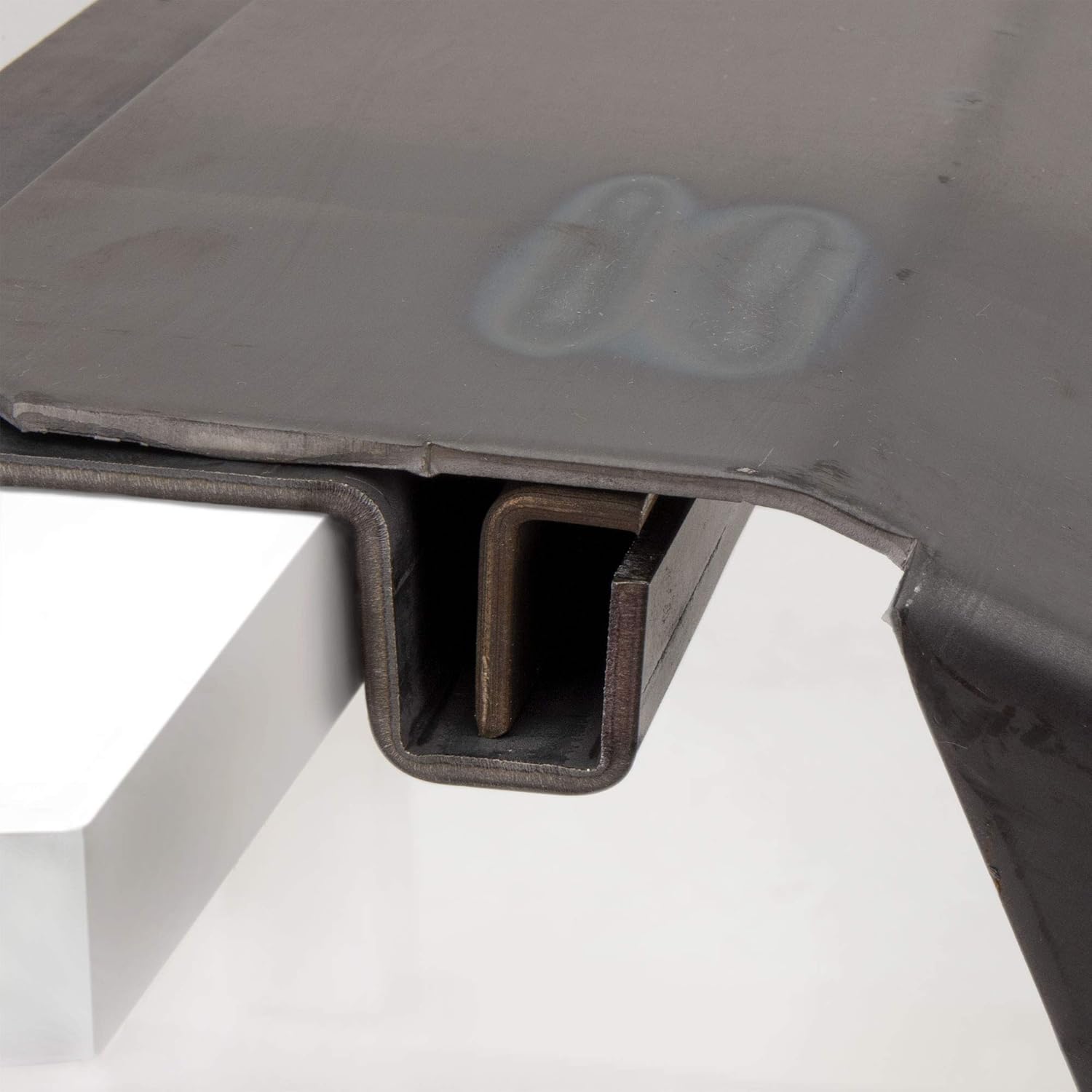 Heavy Duty 10ga Steel Trailer Loading Ramps, 2500lb Capacity (1-Pack) L60229