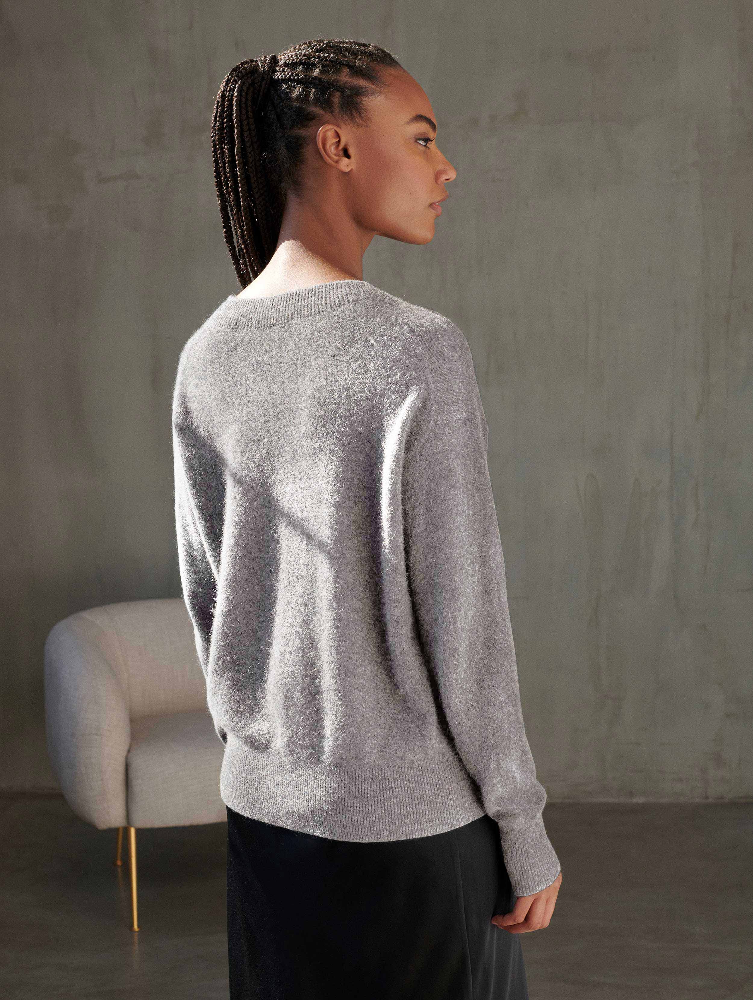 Gray Cashmere V Neck Sweater M517905