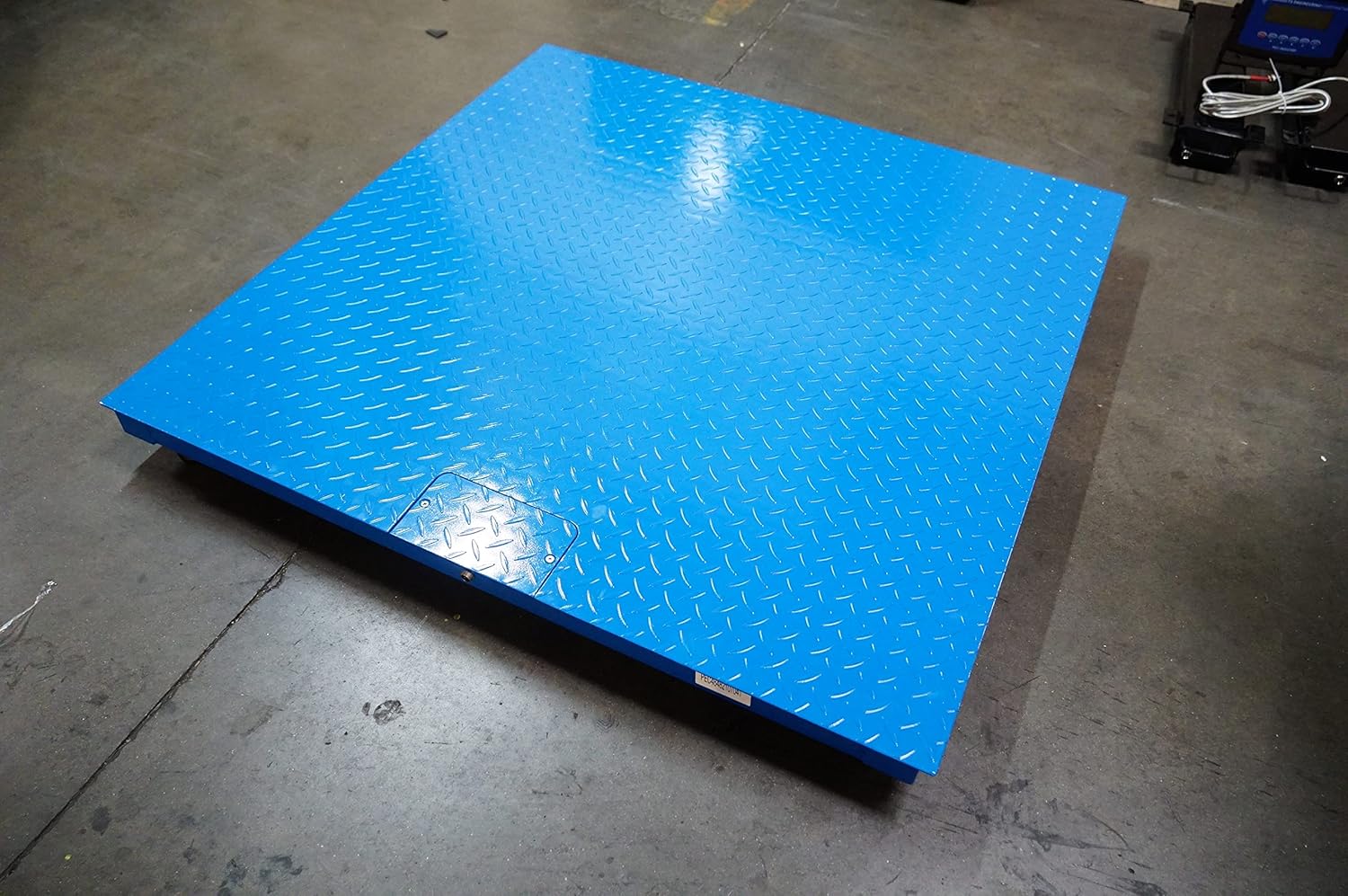 Heavy Duty Industrial Pallet Floor Scale with Digital Display Indicator (24x24) F693803