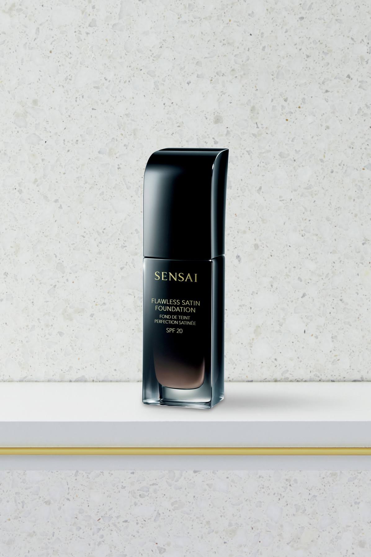 Satin Foundation SPF20 30ml 206 Brown Beige O984