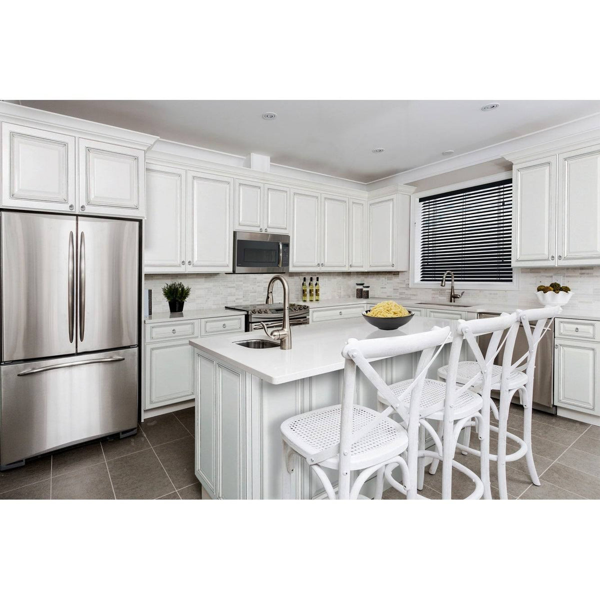 White Base Cabinet with 3 B6520