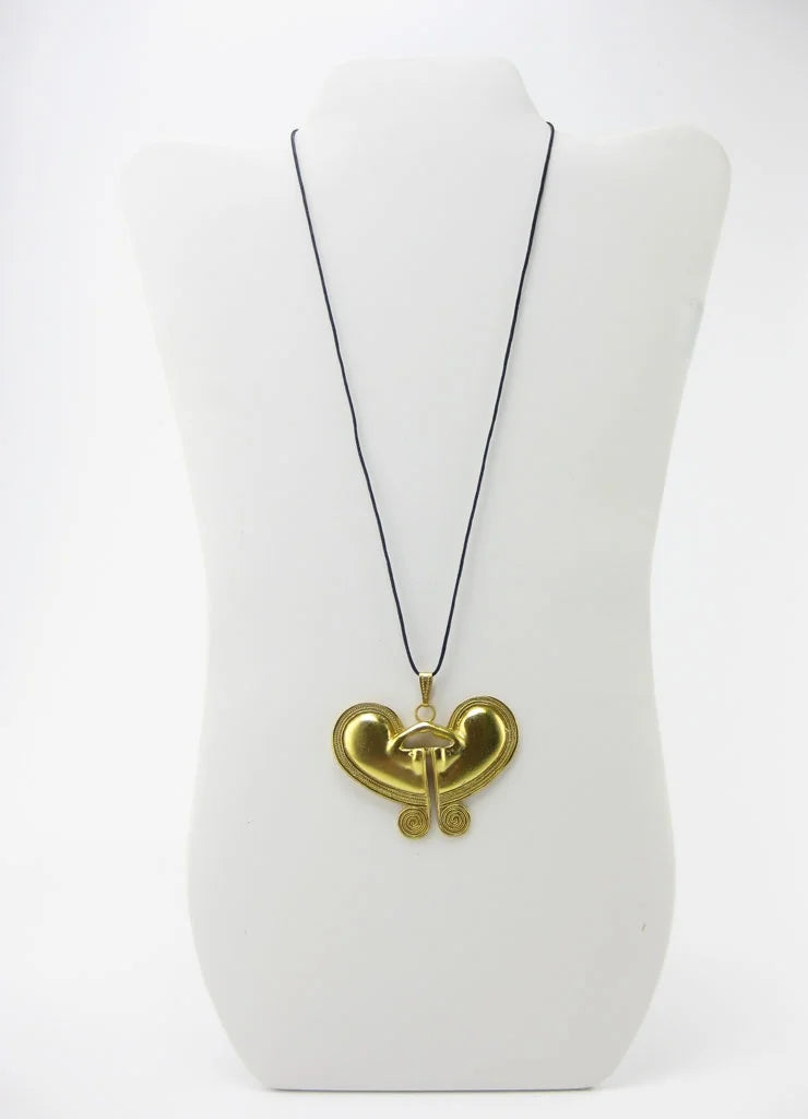 24k Gold Plated Butterfly Pendant Necklace J179