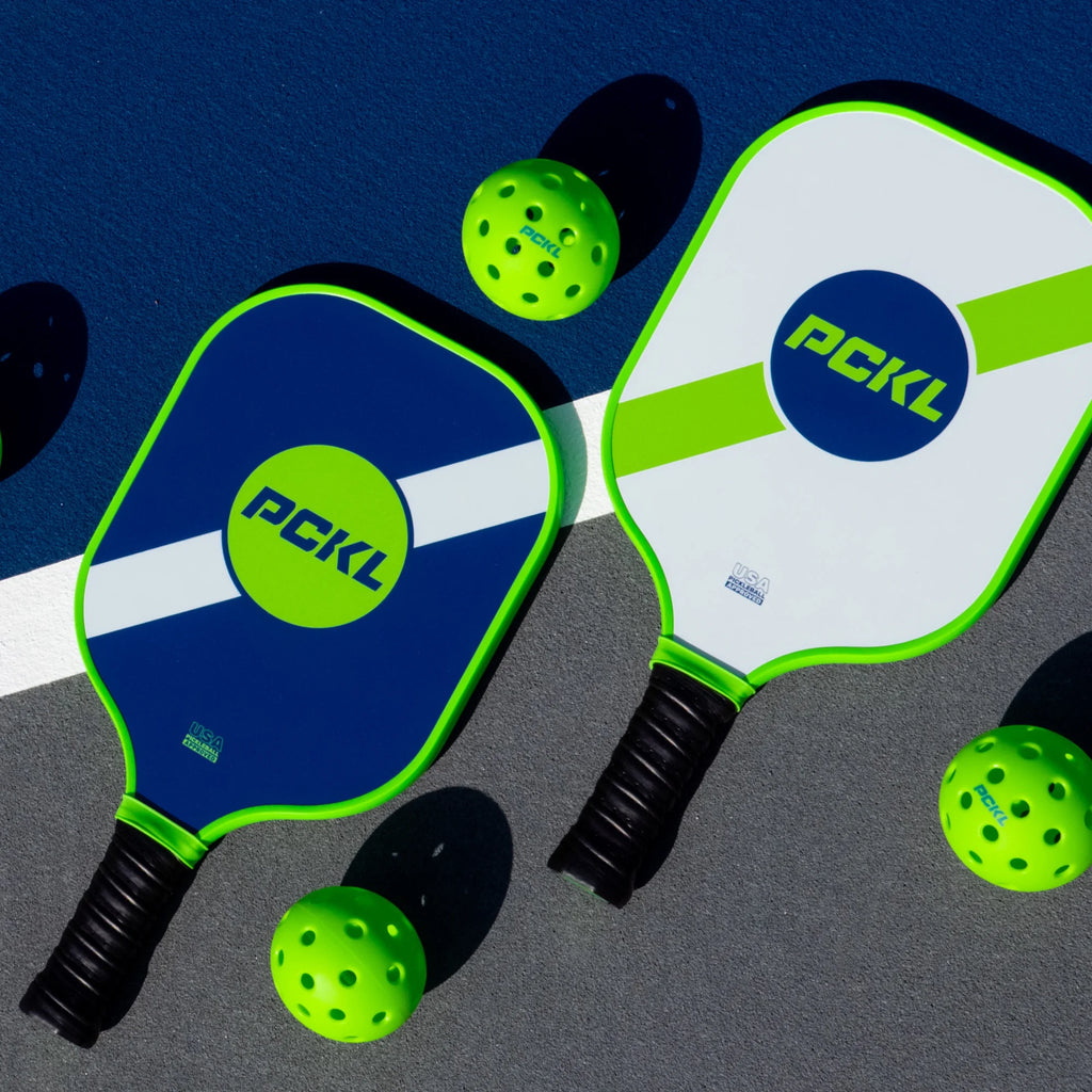 2 Paddle and 4 Ball Pickleball Set E903996