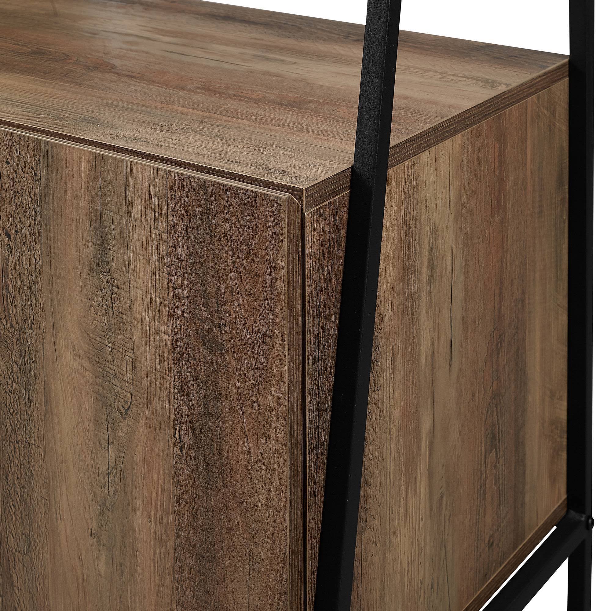 Rustic Oak Ladder Bookcase Q3446