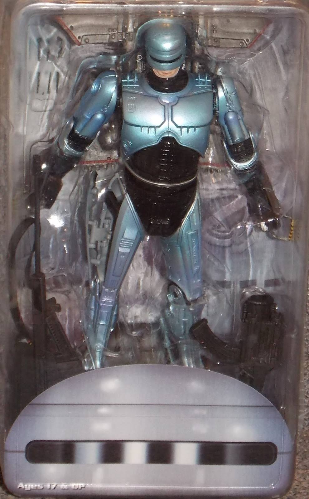 7x22 Ultra Deluxe Figure with Jetpack and Assault Cannon S26187