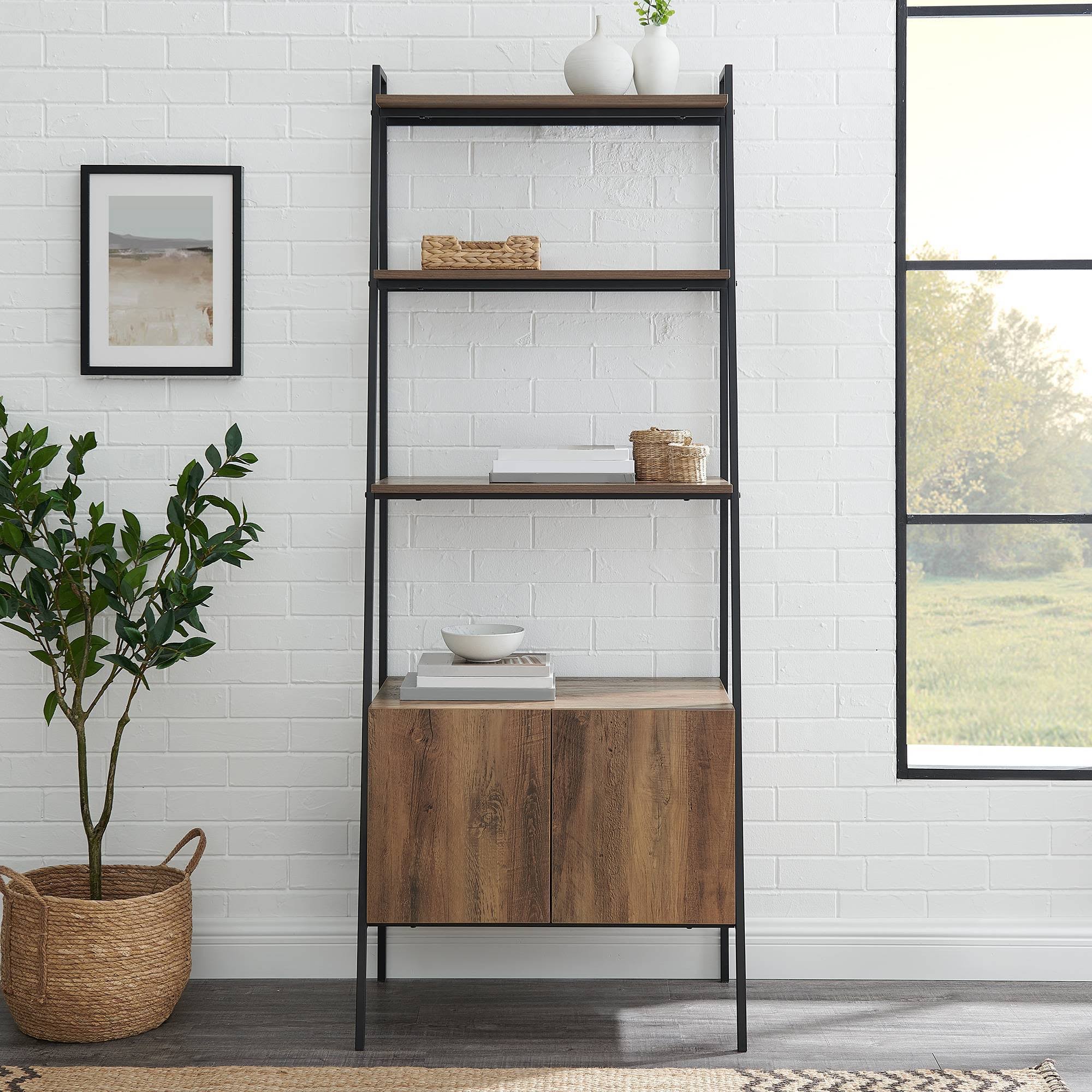 Rustic Oak Ladder Bookcase Q3446