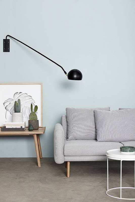 Black Metal Wall Lamp with Brass Details L529