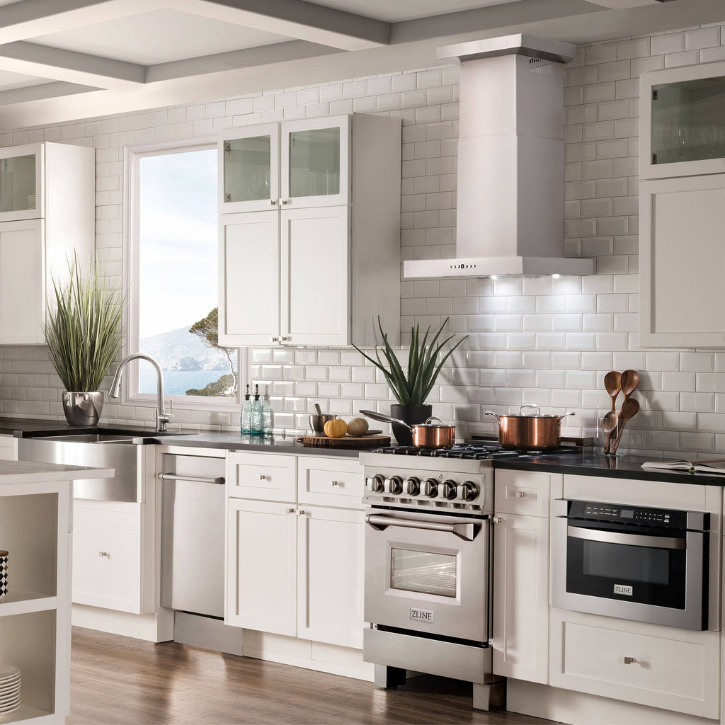 30x22 Wall Mount Range Hood in Stainless Steel with Crown Molding Y9378